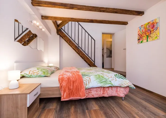 Apartman Lorenzo *