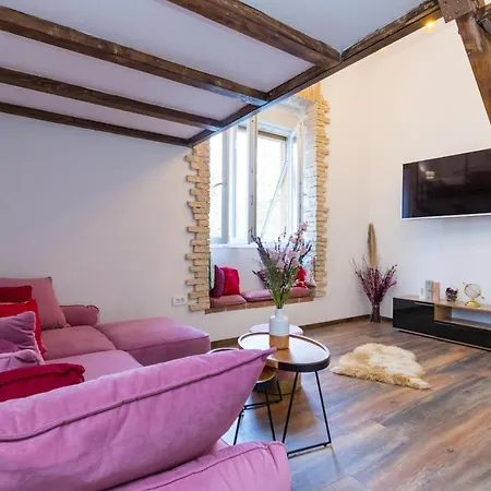 Lorenzo Apartament *