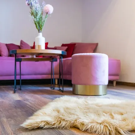 Lorenzo Apartment *