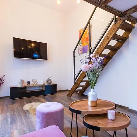 Lorenzo Apartment